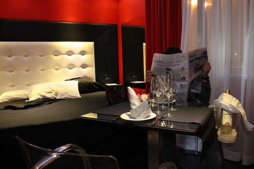 Kleopatra Design Hotel Nápoles Habitación foto